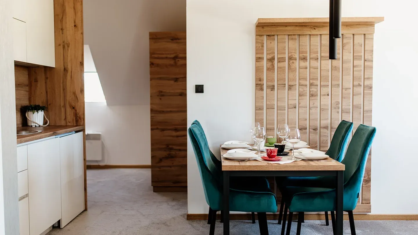 A contemporary kitchen, shown for illustration for a Trois-Rivieres project